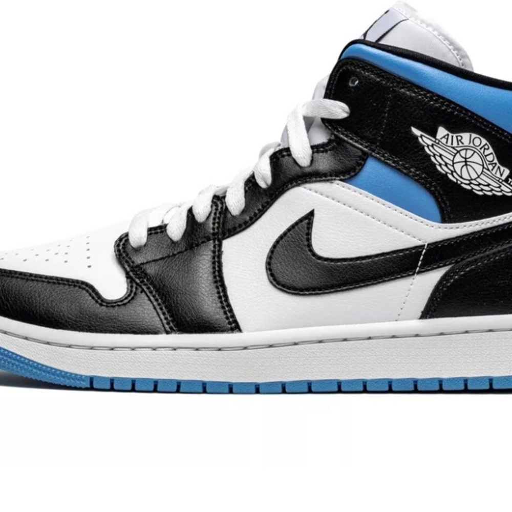 Air Jordan 1 Mid "Black/White/University Blue" sneakers size 6 like new